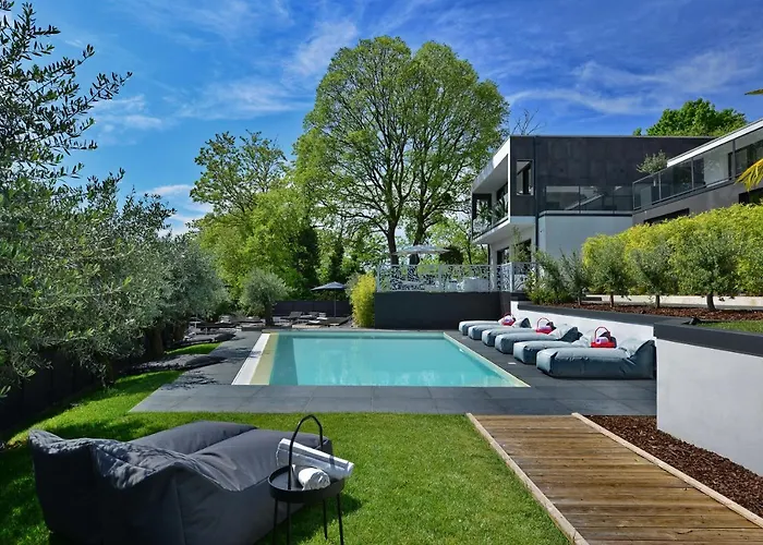 Extra Urbano - Lago di Garda - Adults Only