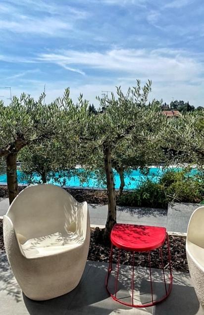 Extra Urbano - Di Garda - Adults Only