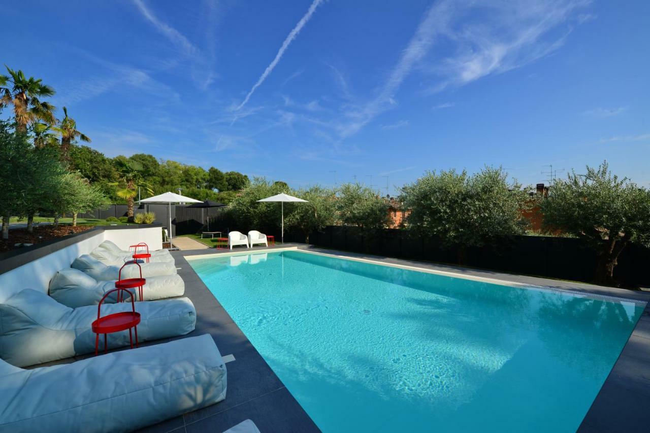 Appartamento Extra Urbano - Di Garda - Adults Only *